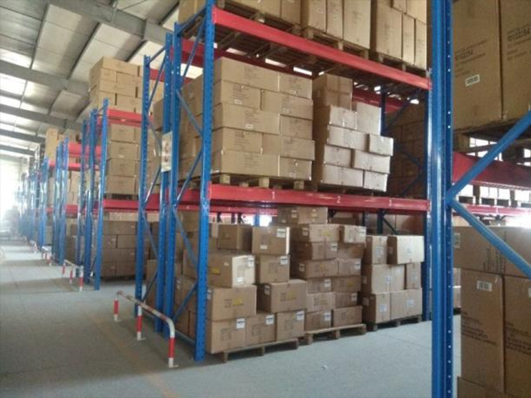 Schüssel-Kerzenhalter